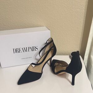 Dream Pairs Elegant Black Heels